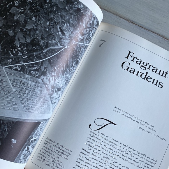 My Book of Flowers Princess Grace of Monaco by Gwen Robyns Hardcover Book - 1981 - Picture 10 of 15